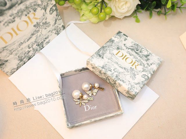 Dior飾品 迪奧經典熱銷款CD蜜蜂珍珠925銀針耳釘耳環  zgd1442
